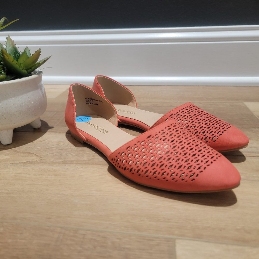 Coral Flats- Size 7.5